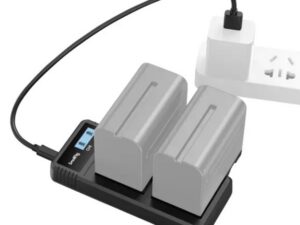 SmallRig 4086 Battery Charger For NP-F970 Batteries