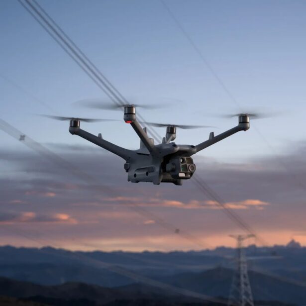 DJI Matrice 4TD DJI RC Plus 2 enterprise