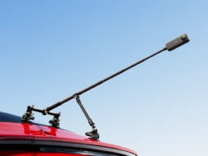 AV03 "Insta360" trijų siurbtukų automobilinis laikiklis