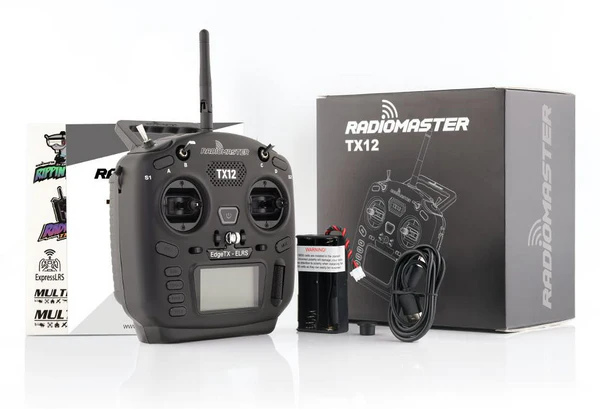 "Radiomaster TX12 MKII" (ELRS 2.4)