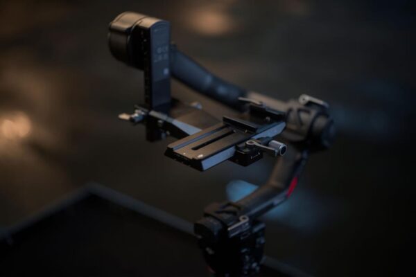 DJI RS Pro apatinė greitojo atleidimo plokštelė (2024)