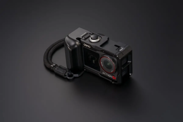 DJI Osmo Action 5 Grip Accessory Kit
